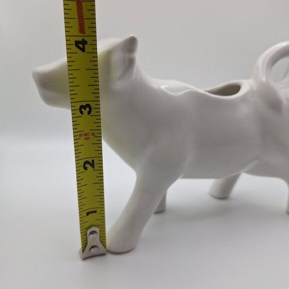 Creamer Cow White Basic Classic Ceramic Milk Coffee Pour Tail Handle Iconic Farm - Picture 5 of 8